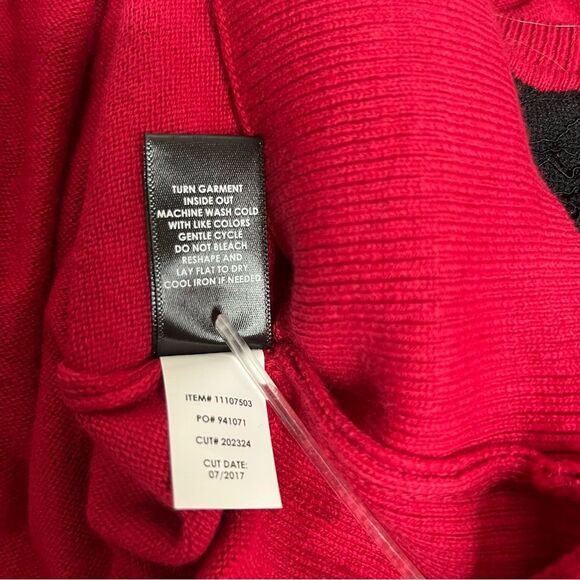 TORRID Top Red Cotton Knit Black Lace Pullover Cold Shoulder Plus Size 5 5X NEW - Picture 8 of 10